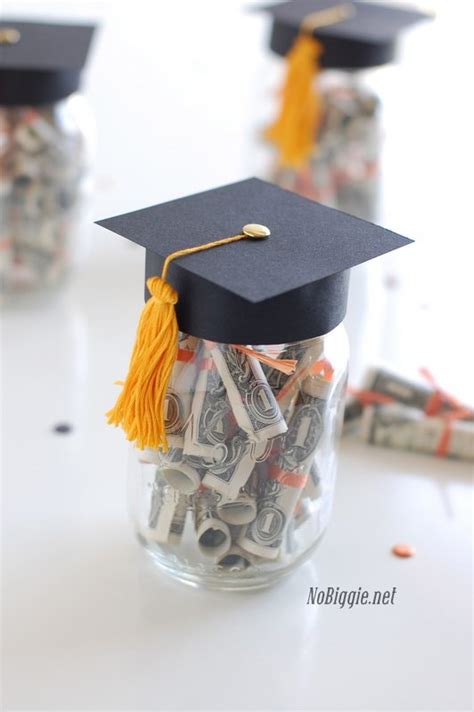 Find the perfect graduation gift for that special graduate in your life and give a memorable, handmade gift have your local schools held graduation yet? 30 Creative Graduation Gift Ideas