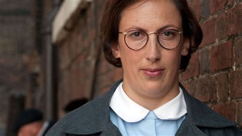 Call The Midwife Only Goes To Highlight Our Crisis In Maternity Care Fiona Mcintosh Mirror