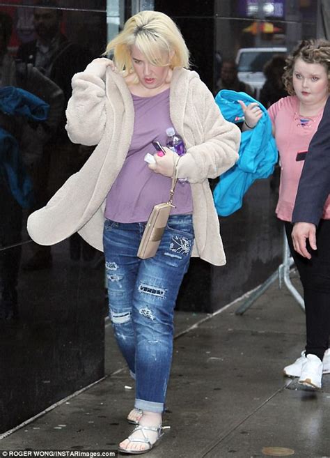 Mama June Arrives At Gma With Honey Boo Boo In Tow Daily Mail Online