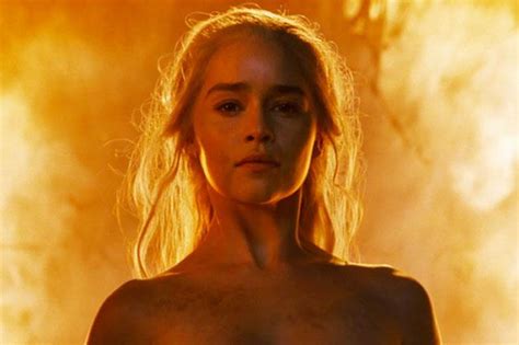 Emilia Clarke Discusses That Epic Nude Scene From Last Night S Game Of