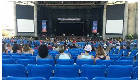 how many seats at midflorida amphitheater