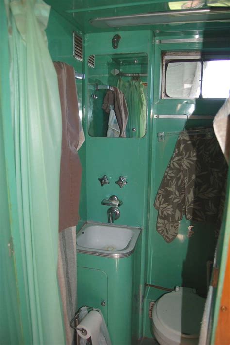 Gorgeous Green Art Deco Original Bathroom In 1951 Spartanette Tandem