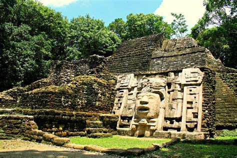 Lamanai Mayan Ruins Belize Photo
