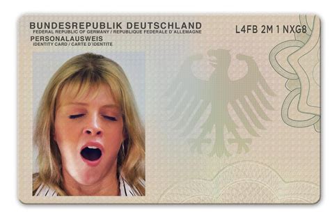 Der personalausweis wird in der bundesrepublik deutschland seit dem 1. Kaum ein Deutscher nutzt den elektronischen ...