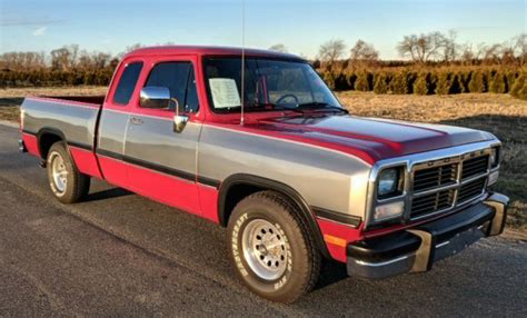 1991 Dodge Ram D150 Extended Cab Short Bed Classic Pickup