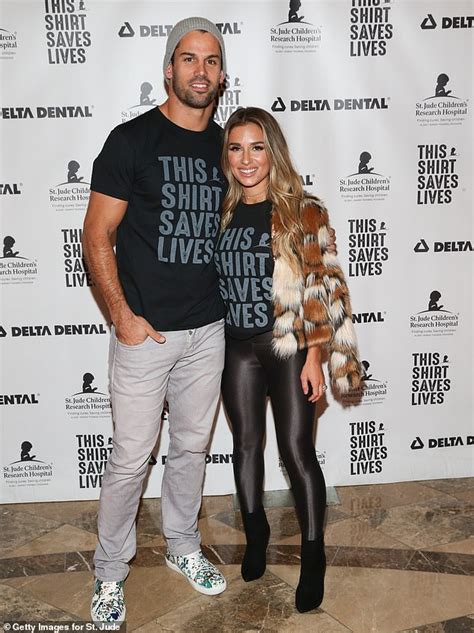 Jessie James Decker Shares Steamy Nude Snap Of Husband Eric Decker As Hot Sex Picture