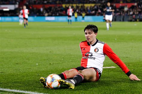 He made his debut for the netherlands in 2016, and represented the national team at uefa euro 2020 Berghuis: Het is gewoon echt slecht wat wij laten zien ...