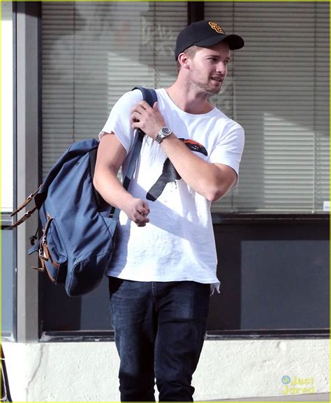 Full Sized Photo Of Patrick Schwarzenegger Miley Cyrus Hide Affection At Hiv Aids Documentary