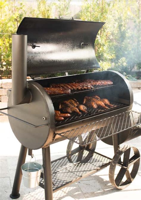 Texas Bbq Smokers And Bbq Grills Including Offset Smokers Vertical