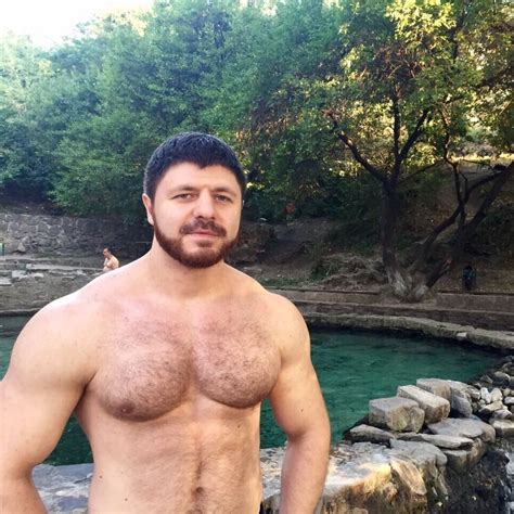 Bigger Blokes On Twitter Big Chested Hunk