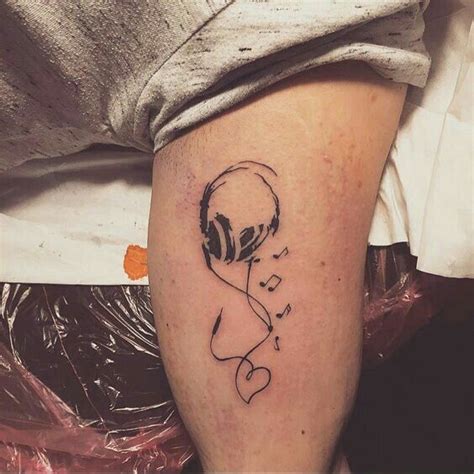 Fabulous chinese tattoo on neck. Pin by Valerie Orozco on Tatuagens | Music tattoos, Music tattoo designs, Music lover tattoo