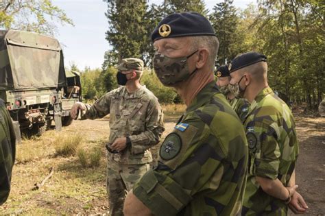 Swedish Delegation Visits Us Soldiers In Baumholder Article The
