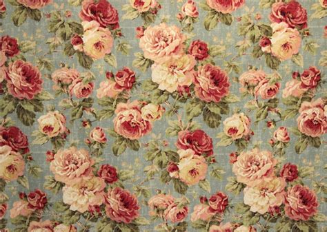 Victorian Flower Wallpaper