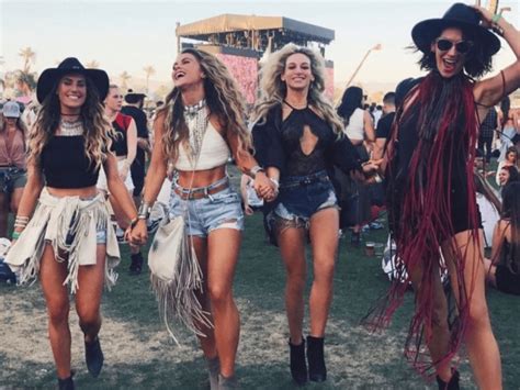 10 Things You Need To Wear To Stagecoach Society19 Stagecoach Music