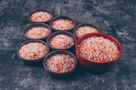 Chia seed (50 gr), himalayan salt / pink salt (100 gr), . Inilah Manfaat Garam Himalaya dan Cara Mengonsumsinya