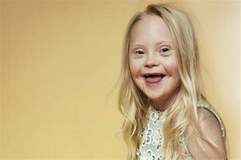 Video Of Adorable Scottish Girl Promoting Downs Syndrome Day Goes Viral Daily Record
