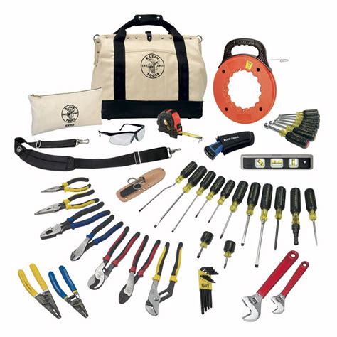 Klein Tools 80141 Insulated Tool Kit 41 Piece Journeyman Tool Set
