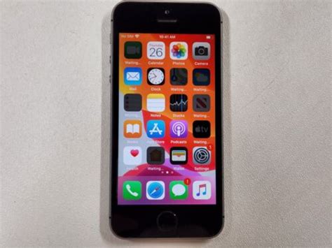 Apple Iphone Se 1st Gen A1662 16gb Space Gray Unlocked Smartphone Q0453 Ebay