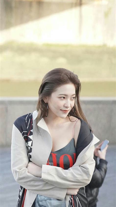 Pin By Hasan On Kıyafet Seçenekleri In 2022 Gadis Berambut Cokelat Gambar Pacar Gadis Korea