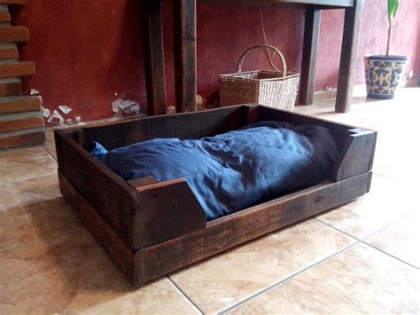 How to build a dog pen out of pallets. DIY Wood Pallet Dog Bed - Easy Pallet Ideas