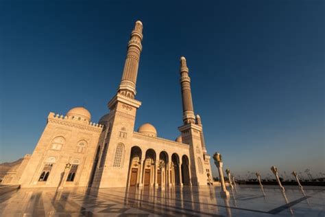 Al Saleh Mosque Photo Spot Sanaa