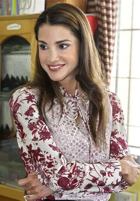 Queen Rania Of Jordan Ad Fashion Fashion Line Royal Fashion Jackie Kennedy Great Women