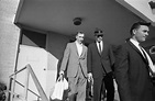 [Robert Oswald leaving Parkland Hospital on November 24, 1963] - The ...