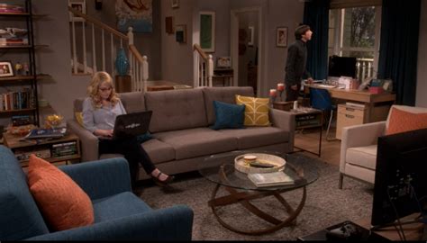 Sofa Big Bang Theory Julianmeeson