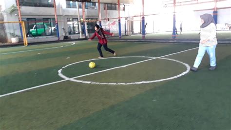 Lomba 17 Agustus 2019 (Team Futsal Wanita) - YouTube