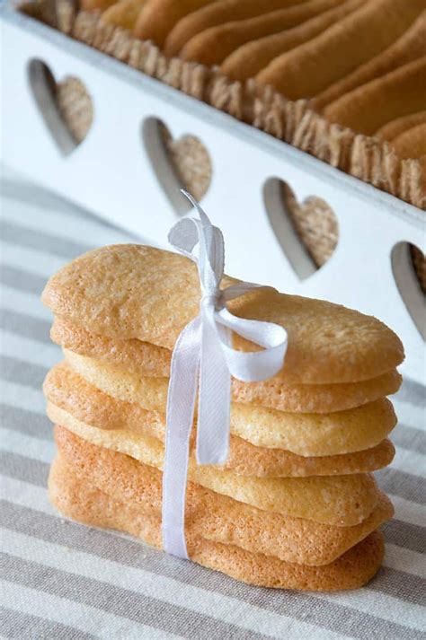 Italian sponge finger biscuits are very easy to prepare with only a few ingredients. Pin on cookies