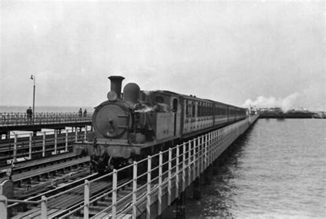 Iow Railways 1966 O2 W27 Merstone Arriving Ryde Esplanade Flickr