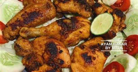 Bakar ayam (bisa menggunakan teflon) sambil dioles dengan sisa bumbu ungkepan ditambah 1 sdm margarin. 2.130 resep ayam bakar teflon enak dan sederhana - Cookpad
