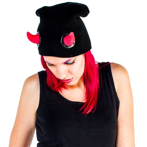 Horn Beanie Red Couch Uk