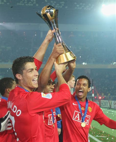 Champions Of The World 2008 Cristiano Ronaldo Helps His Manutd