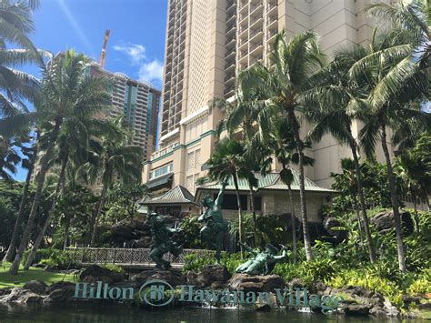 Hotel Review Hilton Hawaiian Village Honolulu Out And Out