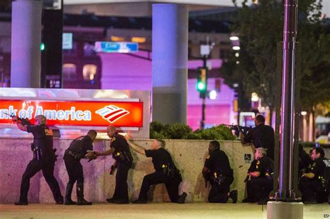 Celebrities Appeal For Calm After Four Police Officers Are Shot Dead In Dallas Bbc News