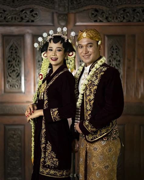 Baju Pengantin Adat Jawa Homecare24