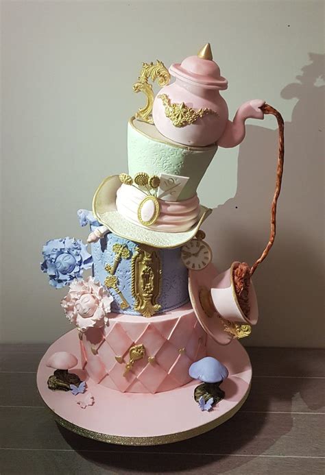 Alice in wonderland | Alice in wonderland cakes, Cool birthday cakes, Cake