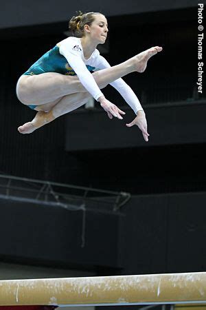 Lauren Mitchell Olympic Gymnastics Gymnastics Photos Gymnastics Pictures