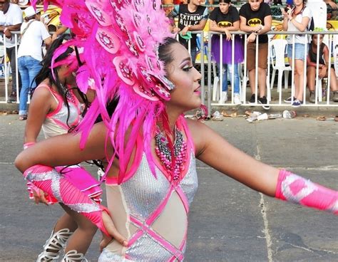 Stunning Images From Colombia S Barranquilla Carnival