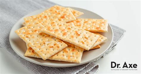 Are Saltine Crackers Healthy Pros And Cons Of Saltines Dr Axe