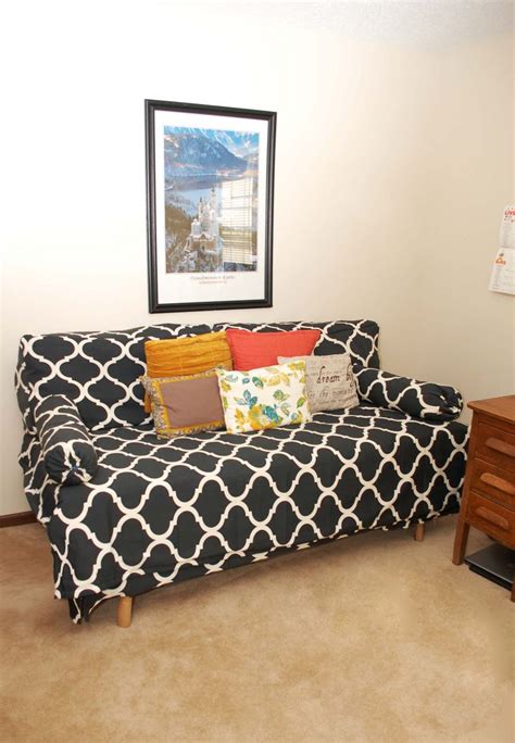 Postpone the wear and tear of your mattress and sagging. Twin bed made to look like a couch!!! Do this by making ...