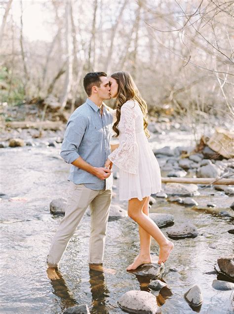 Early Spring Engagement Shoot In Arizona Via Magnolia Rouge Engagement