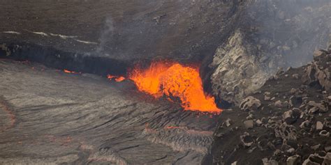 Overflowing Lava Lake Puts On Incredible Show In Hawaii (UPDATED ...