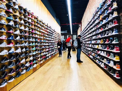 Flight Club 337 Photos And 449 Reviews Shoe Stores 812 Broadway