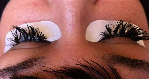 Eyelash Extension Bed Pin On Lash Extensions Find The Right Instructor For You Download