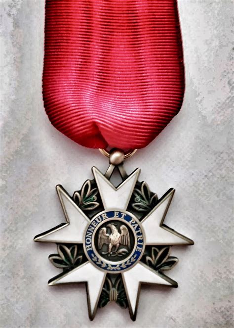 Medal Of The Legion Of Honour St French Empire Bronze Like