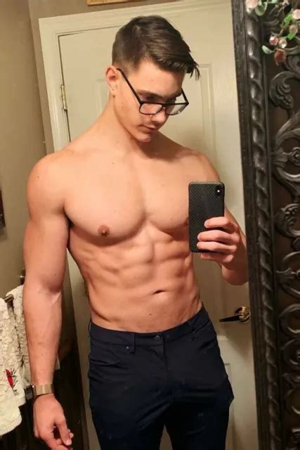 Shirtless Muscular Male Beefcake Jock Hunk Glasses Selfie Guy Man Photo