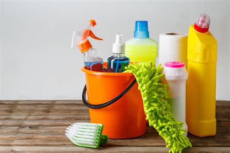 Save Money On Household Cleaners Home Cleaning Products And Detergent
