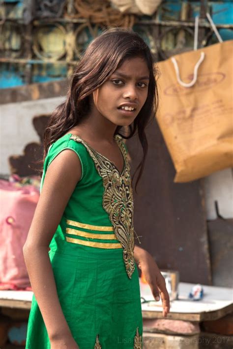 Girl In Green New Delhi Street Slum India Indian Natural Beauty India Beauty India Beauty